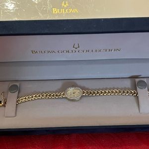 Bulova 14k and diamonds Signature Collection watch. Perfect condition. Vintage.